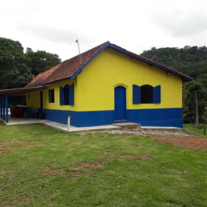 Casa de Campo Casinha Amarelinha